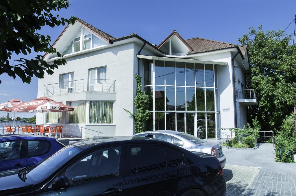 יאשי Villa Grande מראה חיצוני תמונה