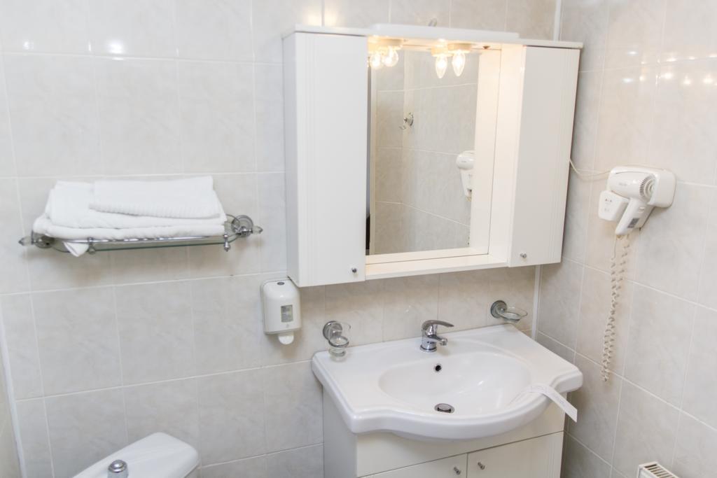יאשי Villa Grande חדר תמונה