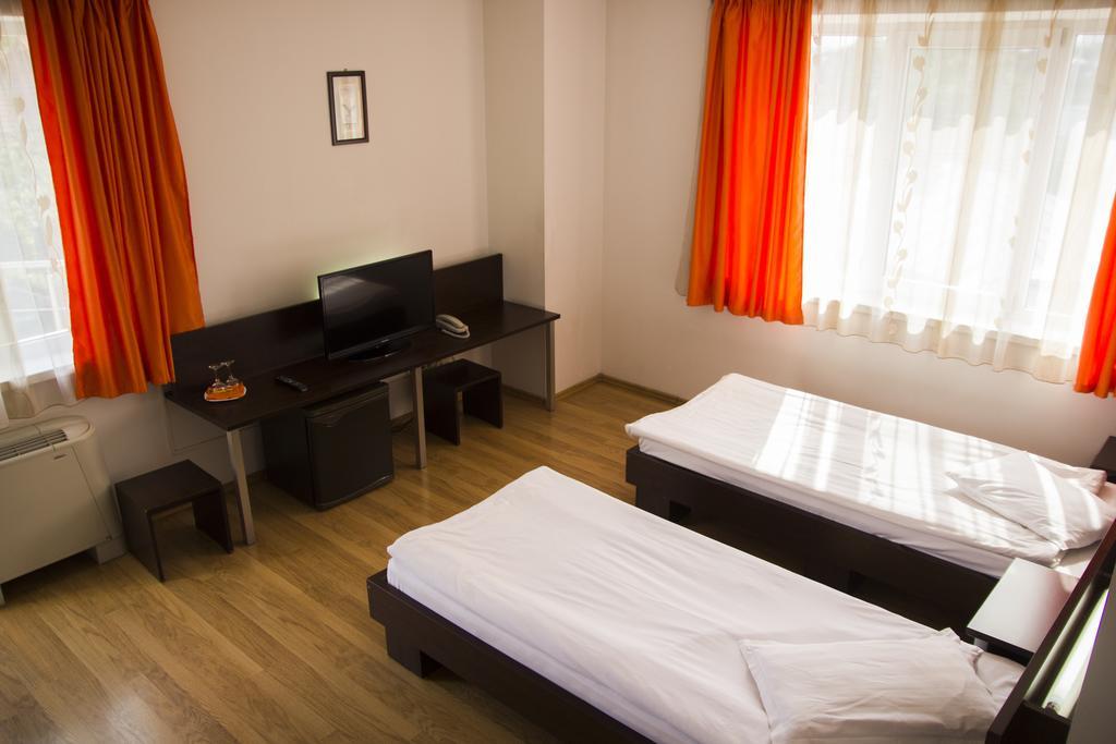 יאשי Villa Grande חדר תמונה