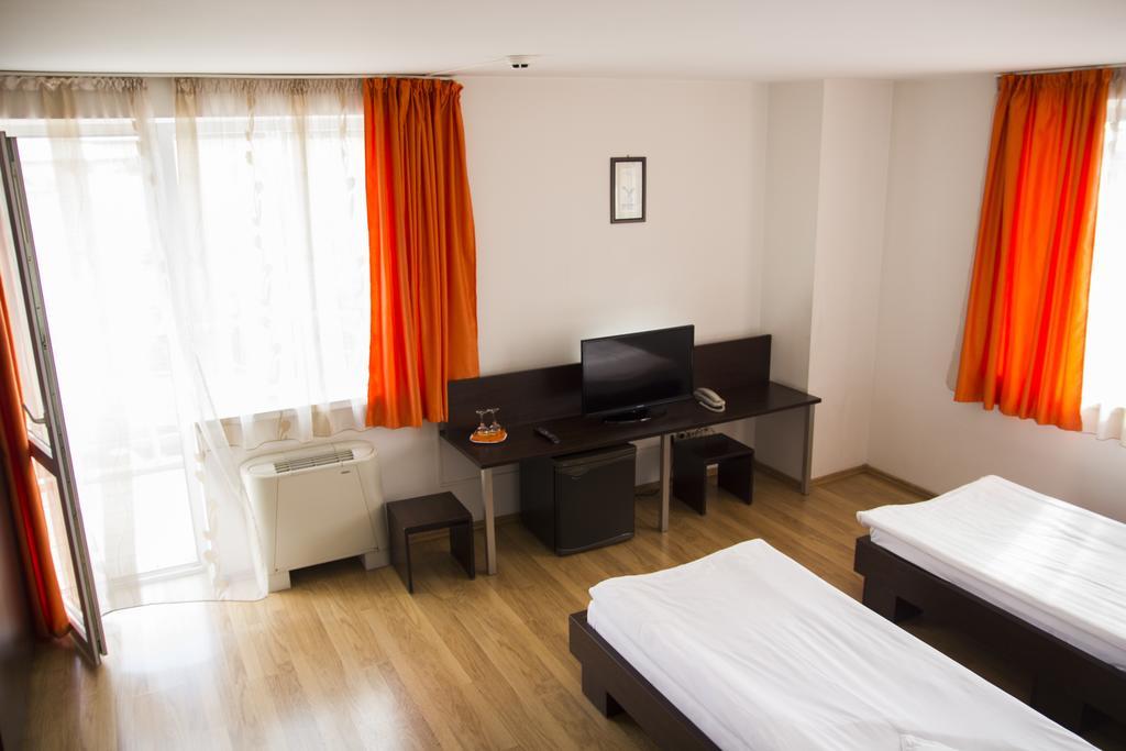 יאשי Villa Grande חדר תמונה